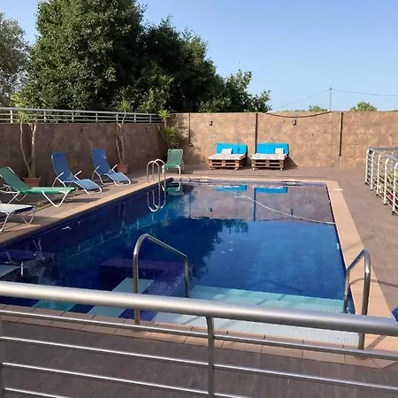 Homestay Aires De Campo *