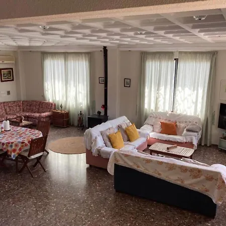 Aires De Campo Homestay Picassent